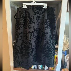 Black Skirt with 3D details